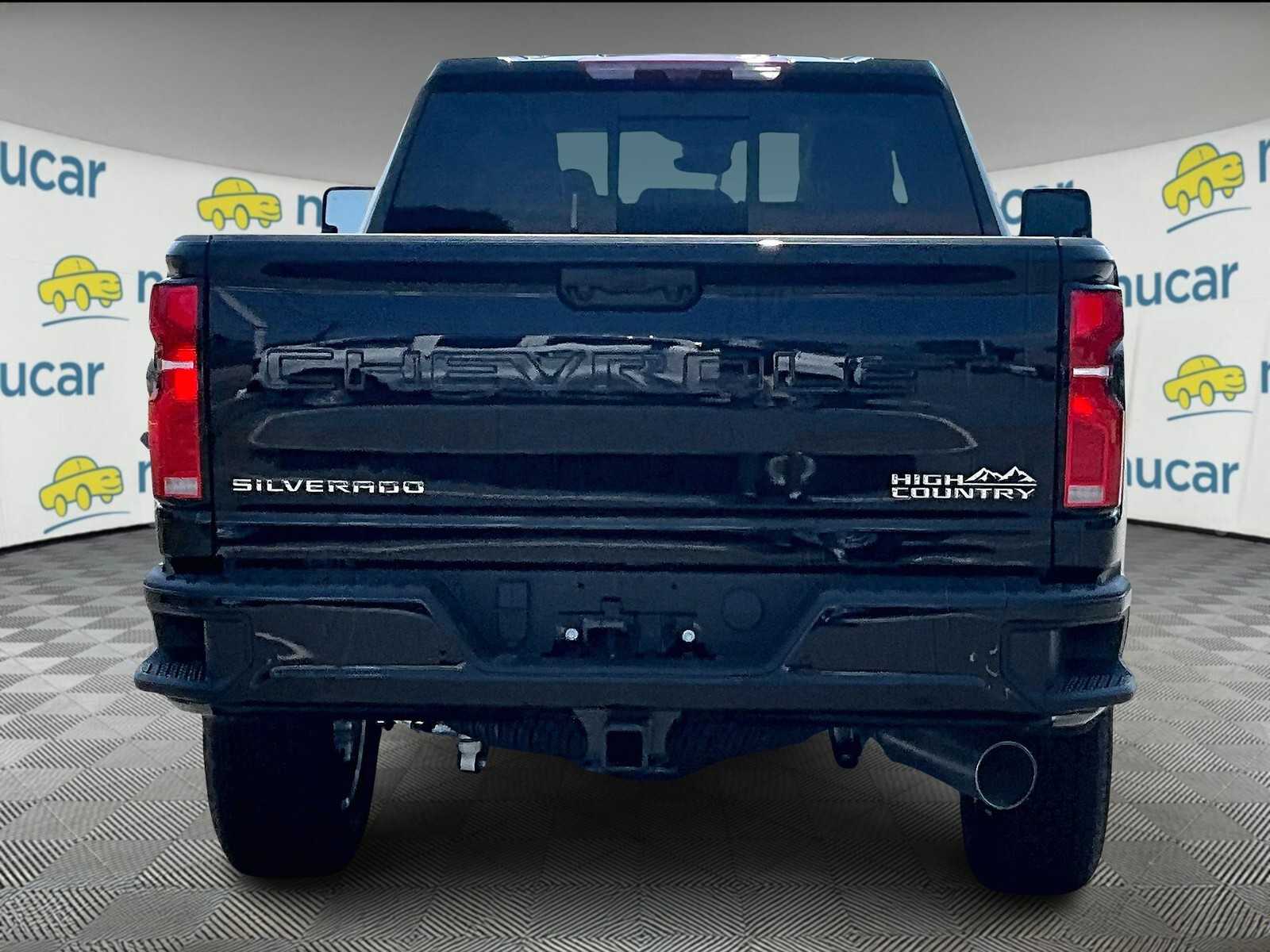 2025 Chevrolet Silverado 2500HD High Country photo 7