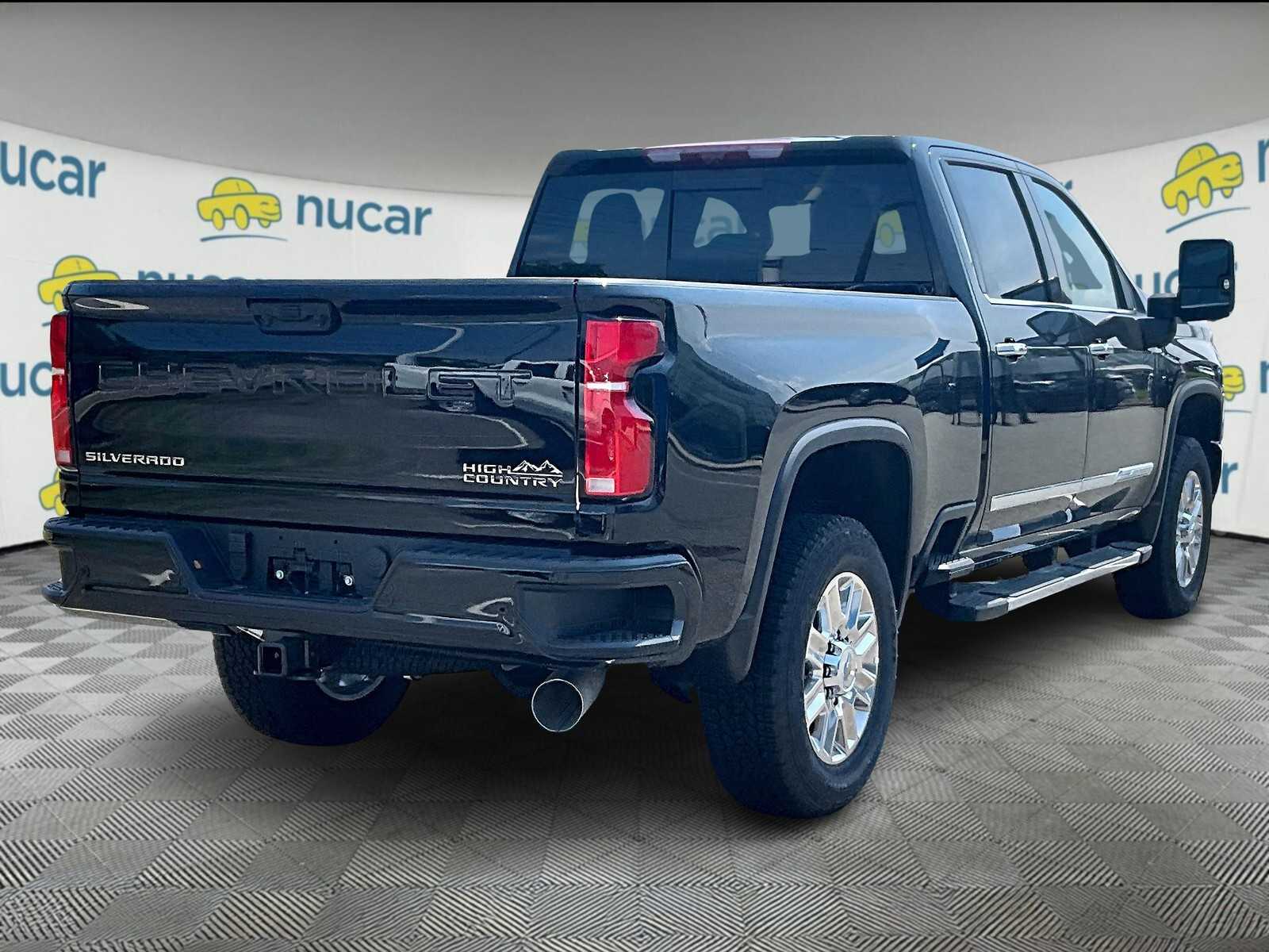 2025 Chevrolet Silverado 2500HD High Country photo 8