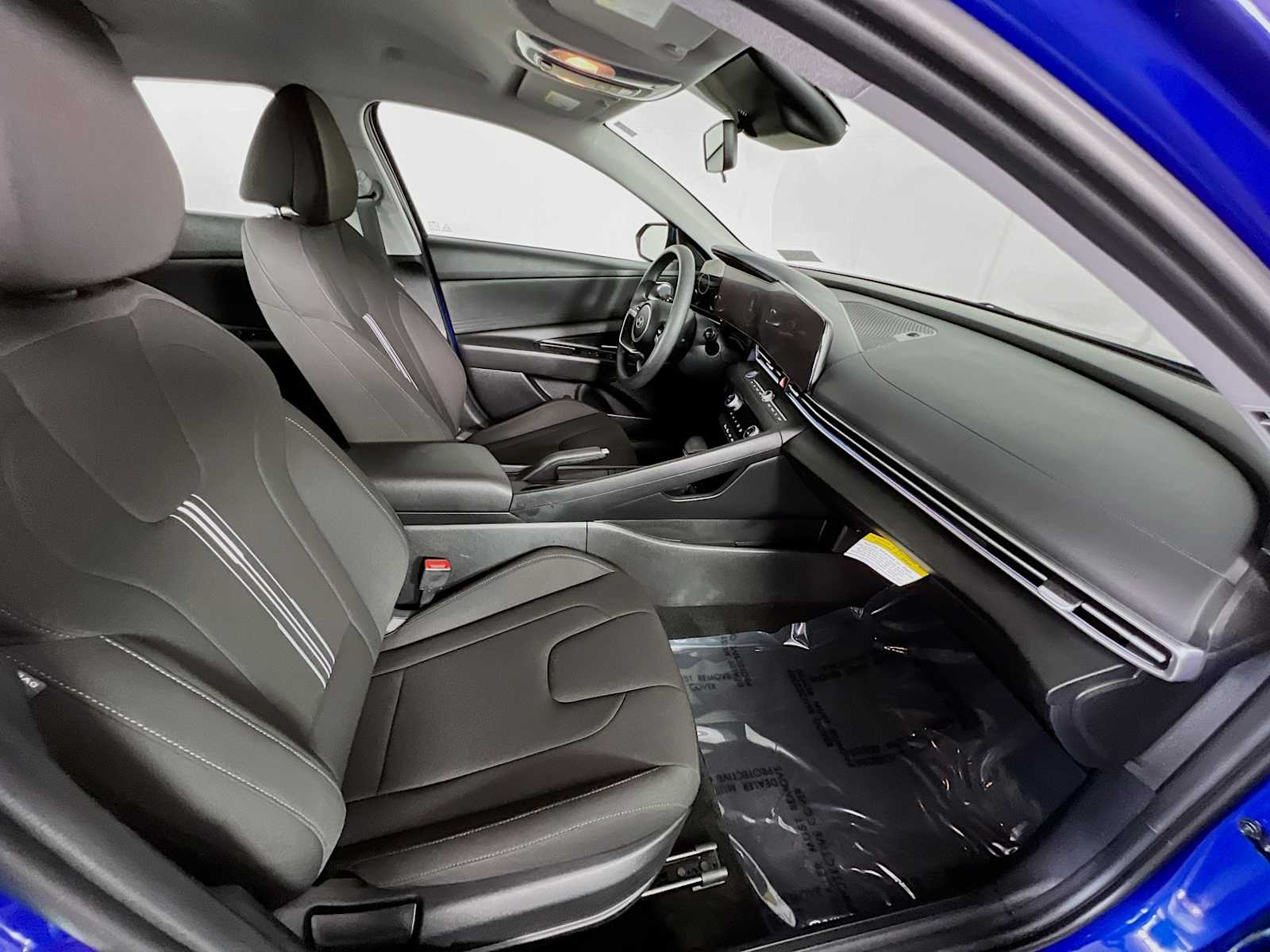 2024 Hyundai Elantra SEL - Photo 27