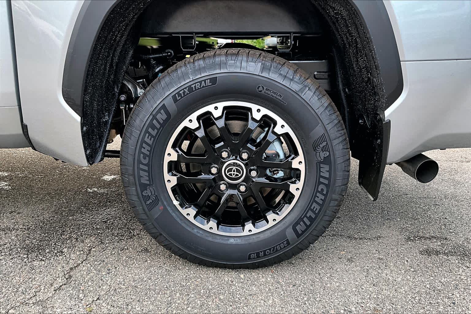2024 Toyota Tundra SR5 - Photo 11