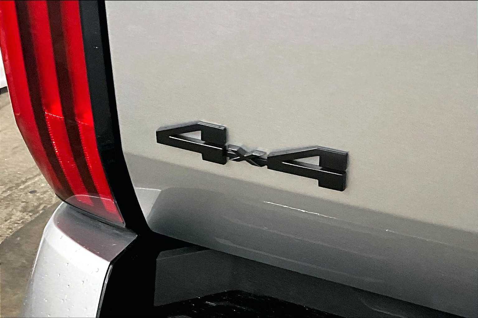 2024 Toyota Tundra SR5 - Photo 28