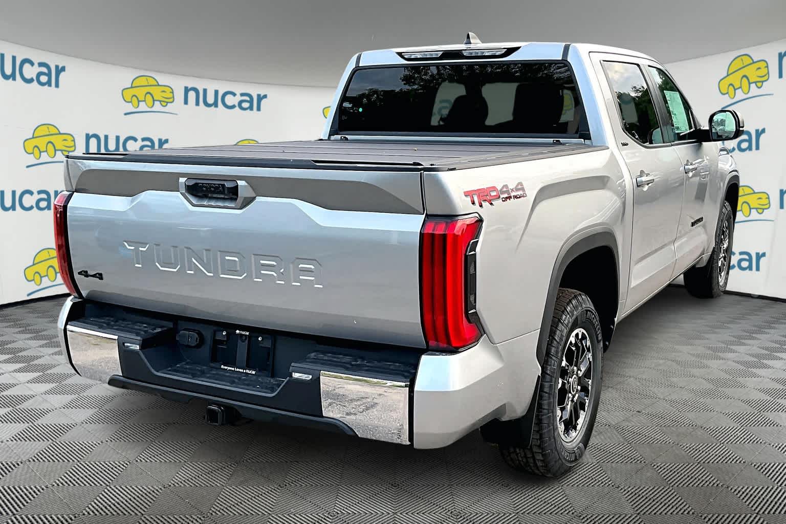 2024 Toyota Tundra SR5 - Photo 7