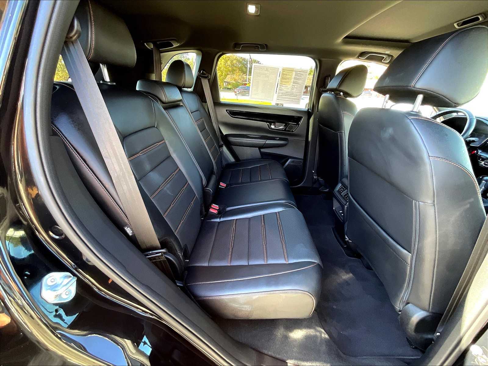 2023 Honda CR-V Hybrid Sport Touring - Photo 16