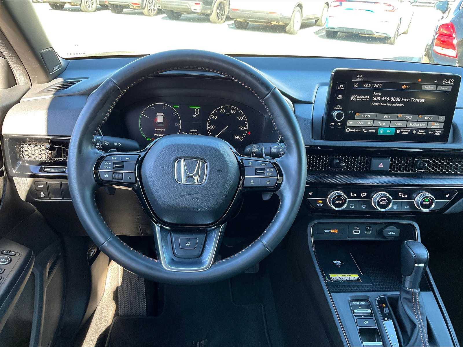 2023 Honda CR-V Hybrid Sport Touring - Photo 17