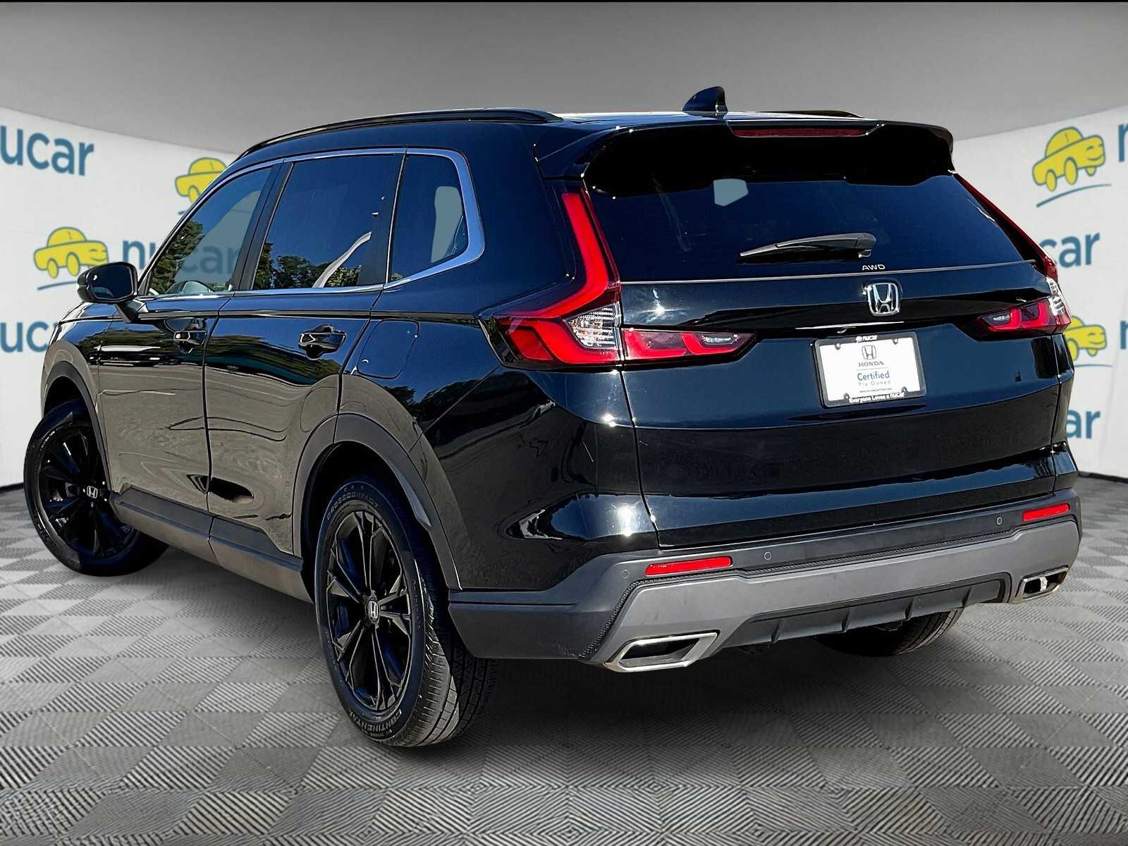 2023 Honda CR-V Hybrid Sport Touring - Photo 4
