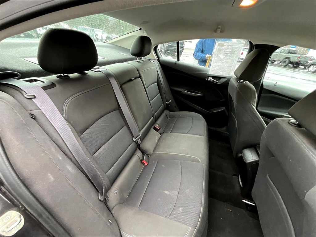 2016 Chevrolet Cruze LT - Photo 16