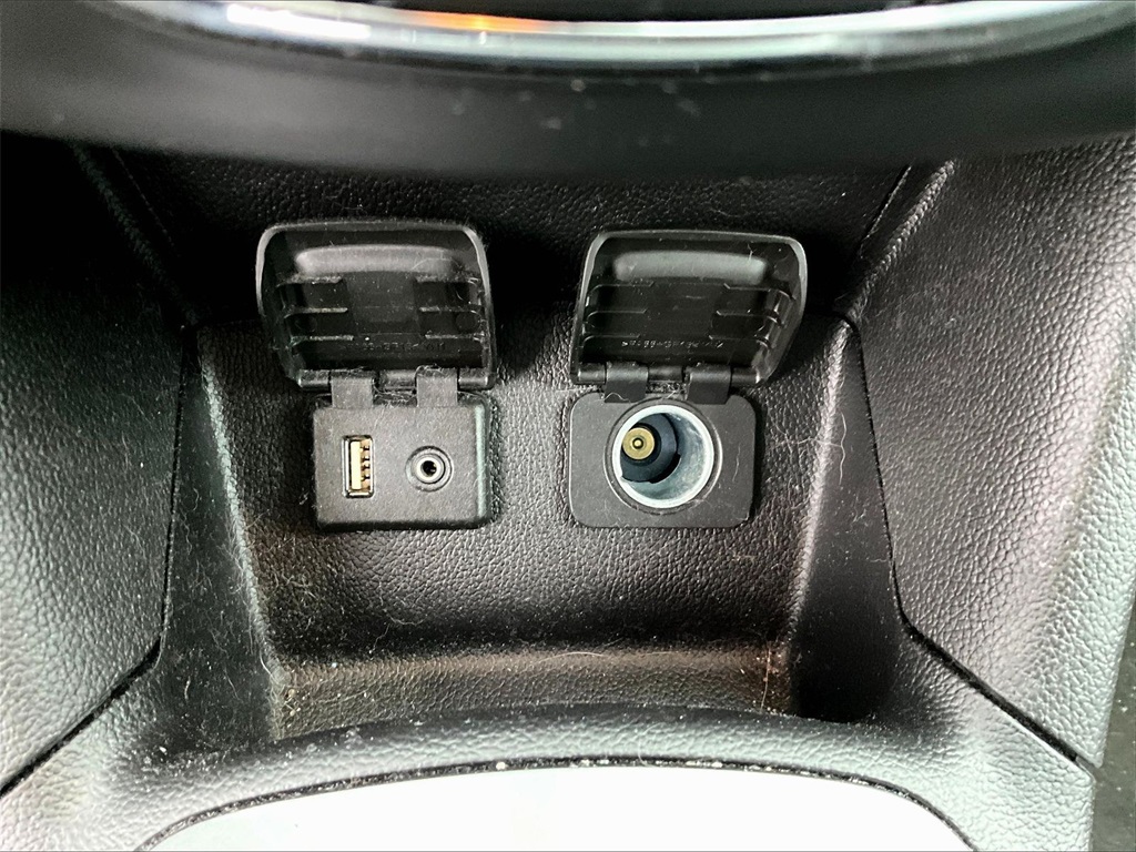 2016 Chevrolet Cruze LT - Photo 26