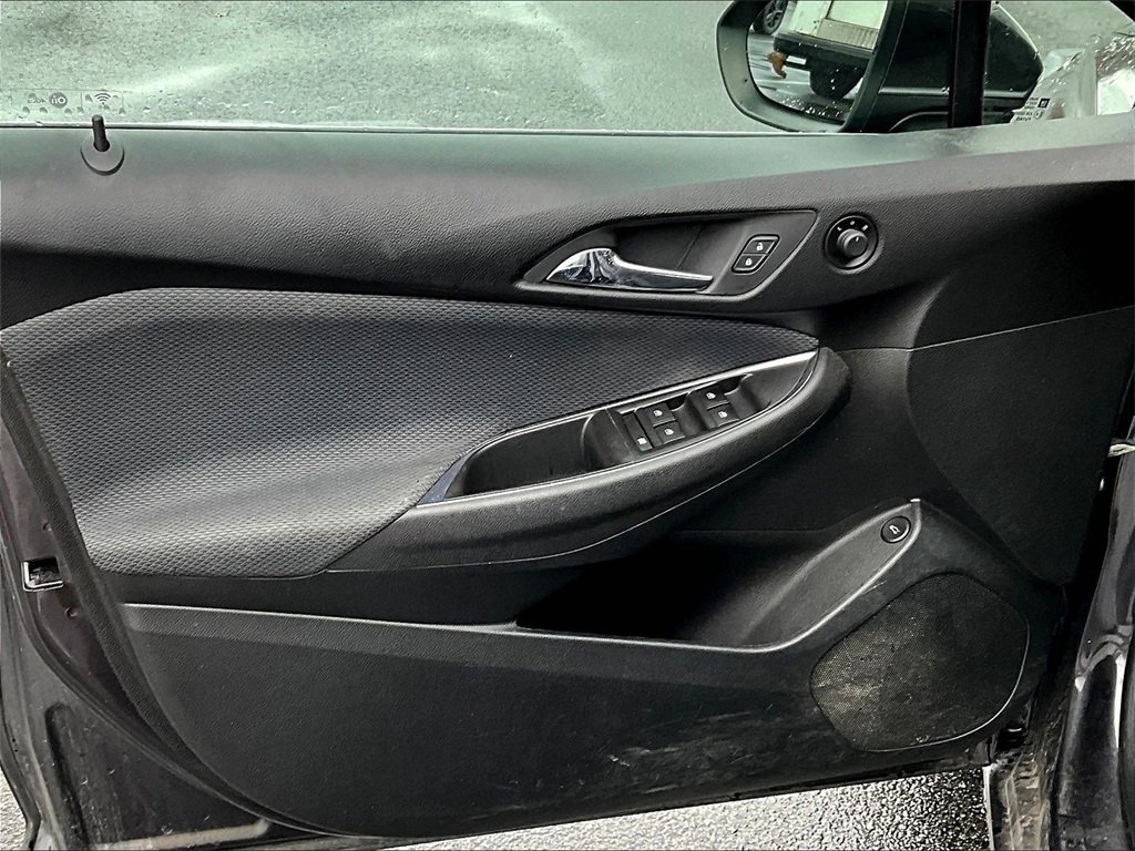 2016 Chevrolet Cruze LT - Photo 9