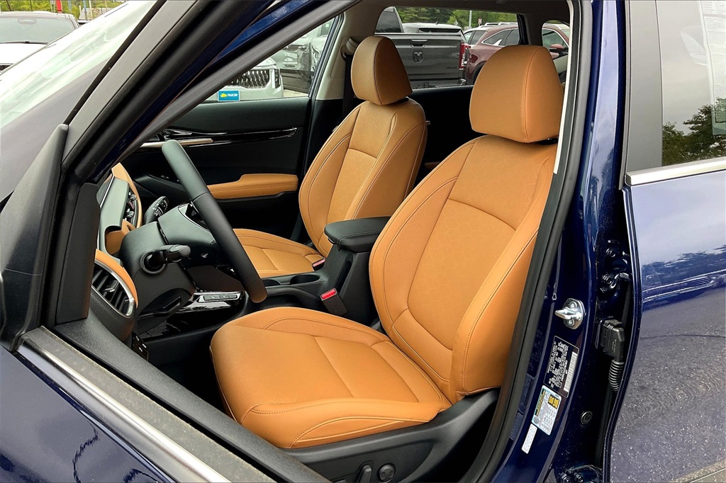 2025 Kia Seltos EX - Photo 11