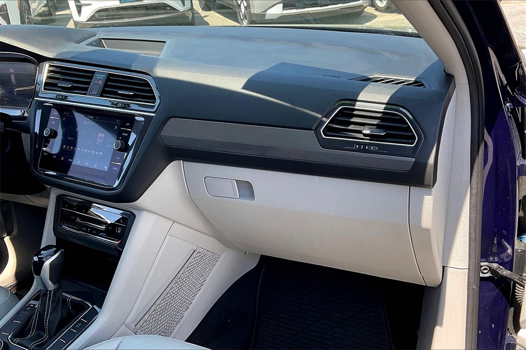 2024 Volkswagen Tiguan 2.0T SE - Photo 12