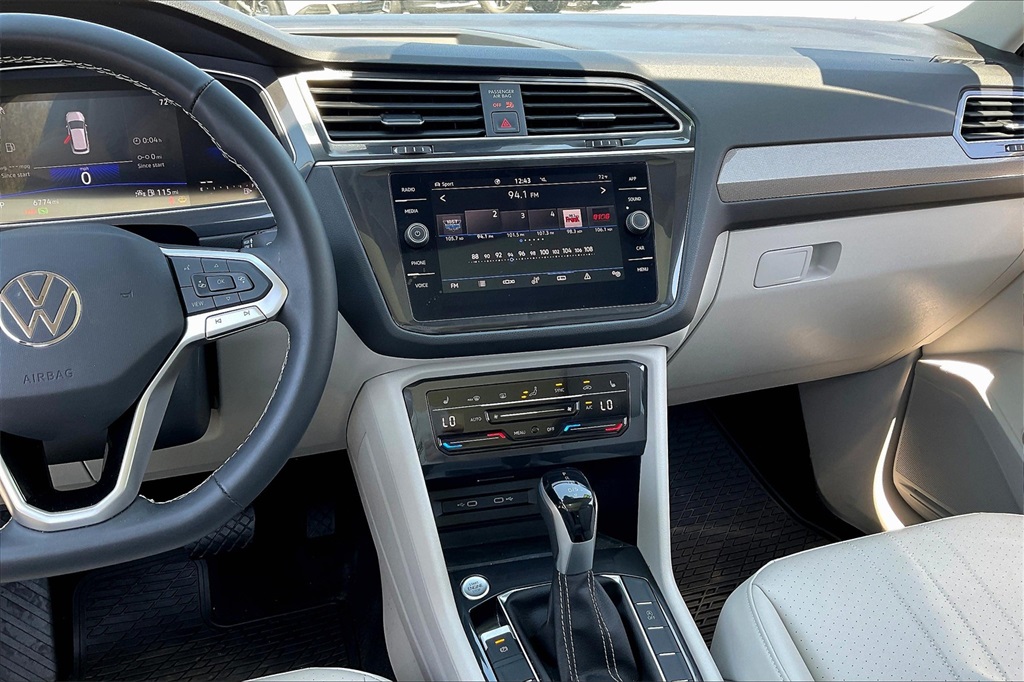 2024 Volkswagen Tiguan 2.0T SE - Photo 17