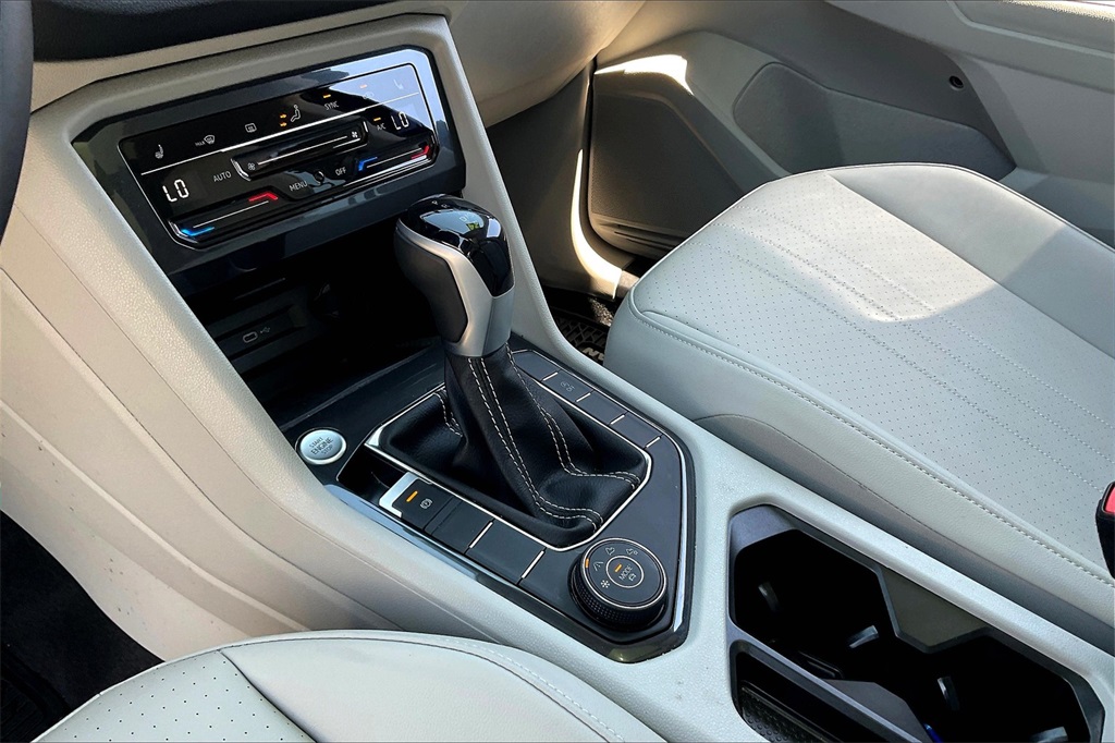 2024 Volkswagen Tiguan 2.0T SE - Photo 19