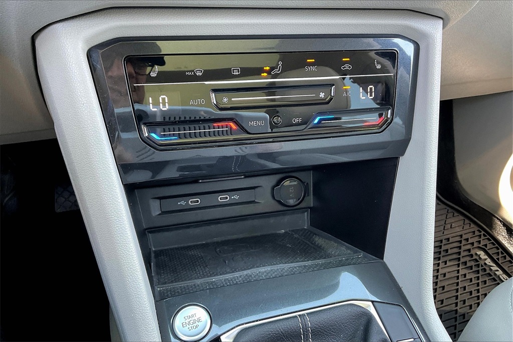 2024 Volkswagen Tiguan 2.0T SE - Photo 25