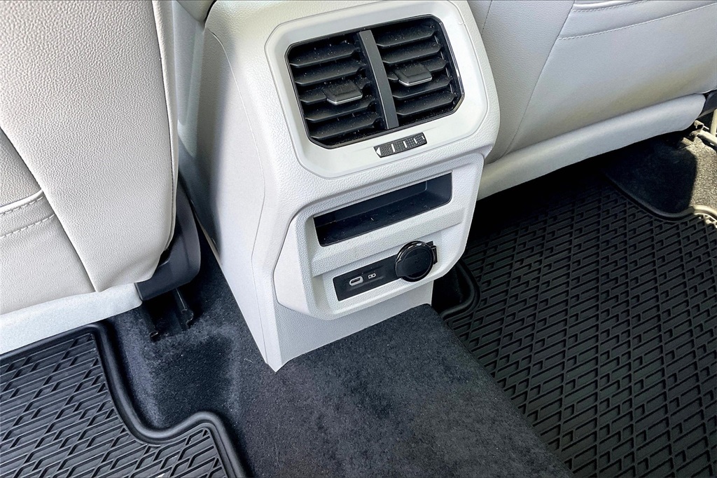 2024 Volkswagen Tiguan 2.0T SE - Photo 26