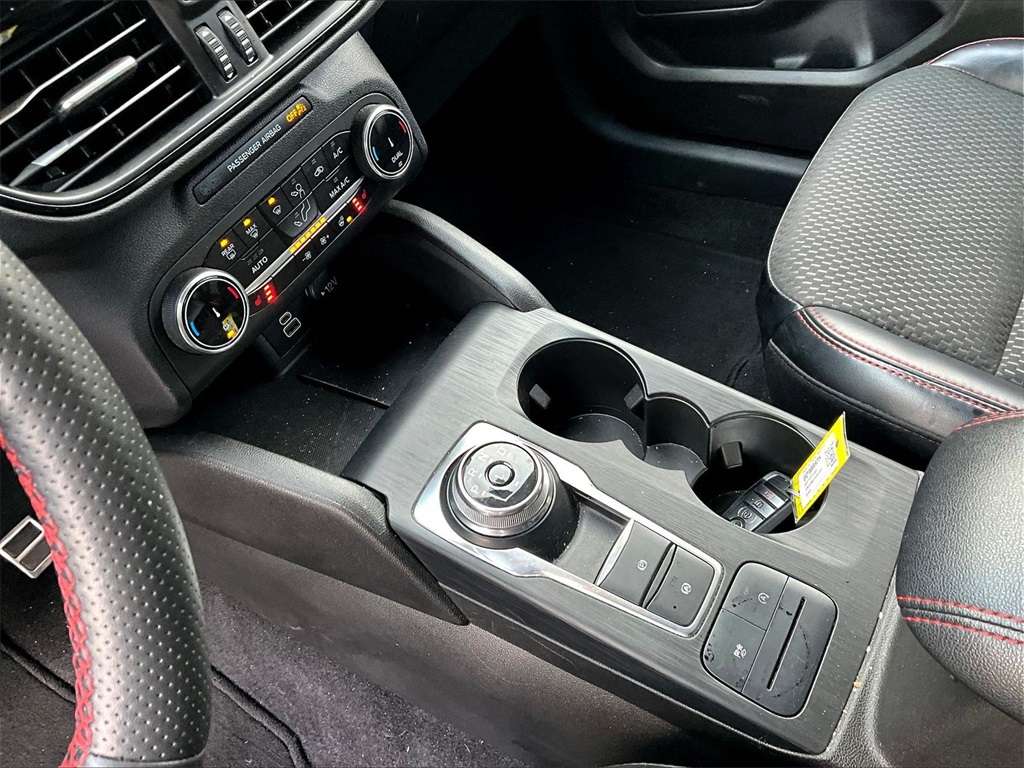 2024 Ford Escape ST-Line - Photo 20