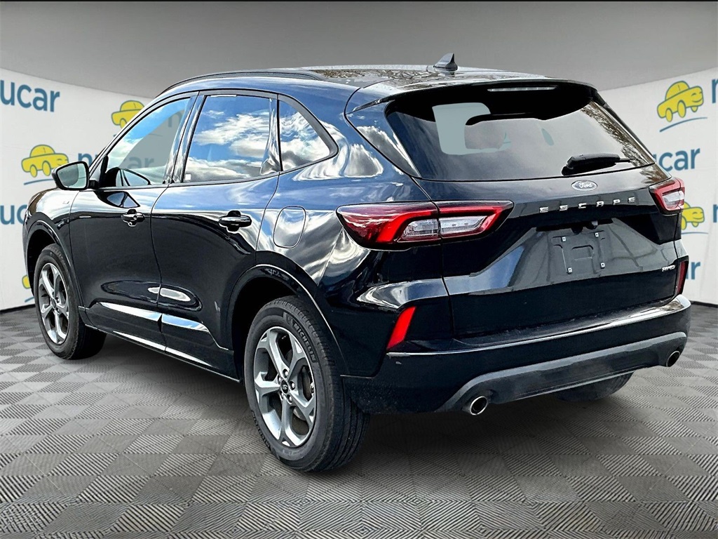 2024 Ford Escape ST-Line - Photo 4