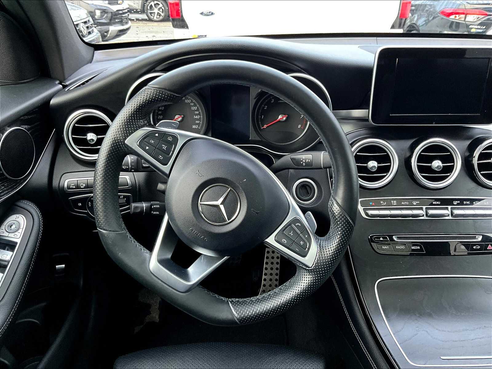 2018 Mercedes-Benz GLC GLC 300 - Photo 17