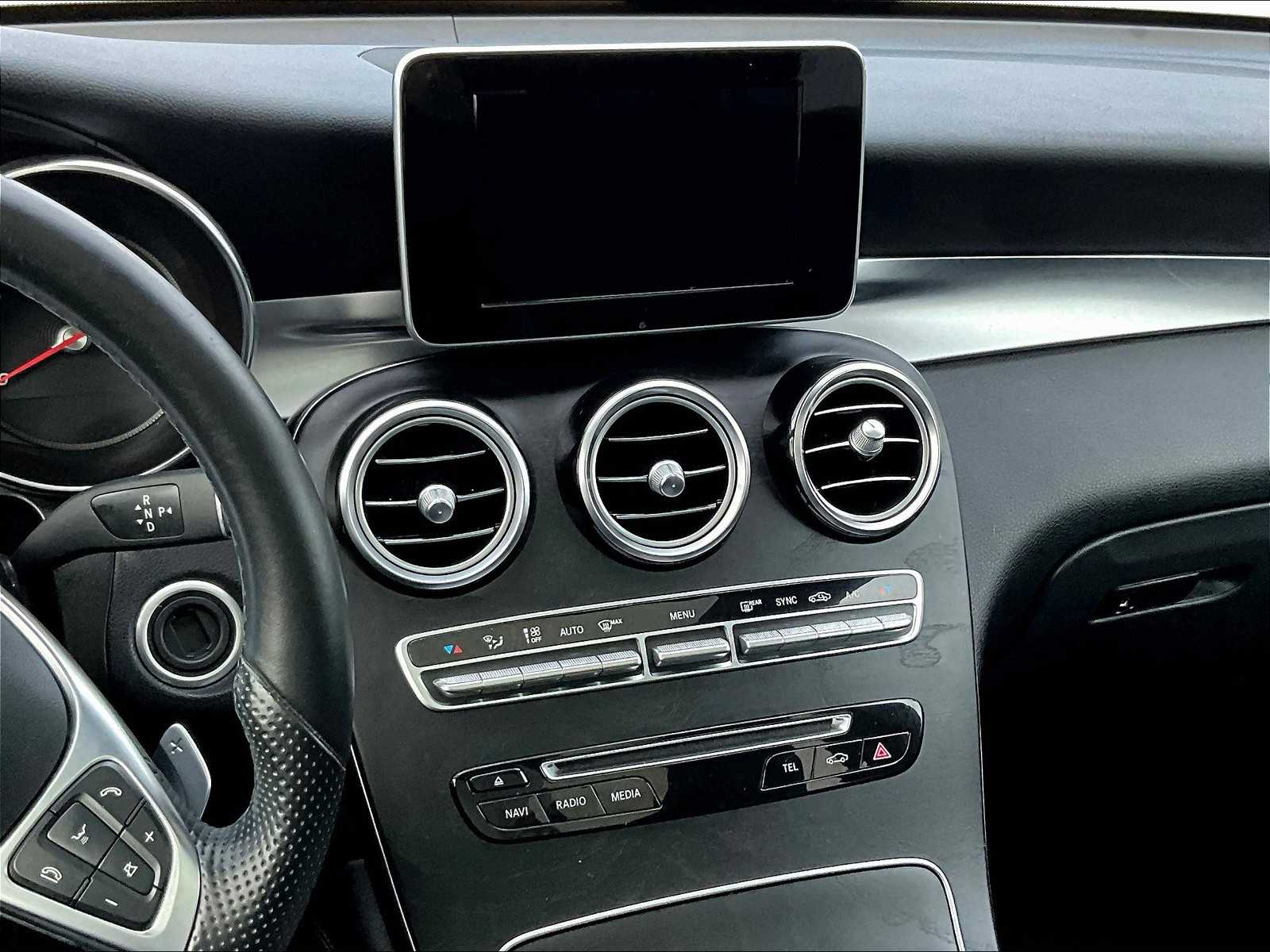 2018 Mercedes-Benz GLC GLC 300 - Photo 18