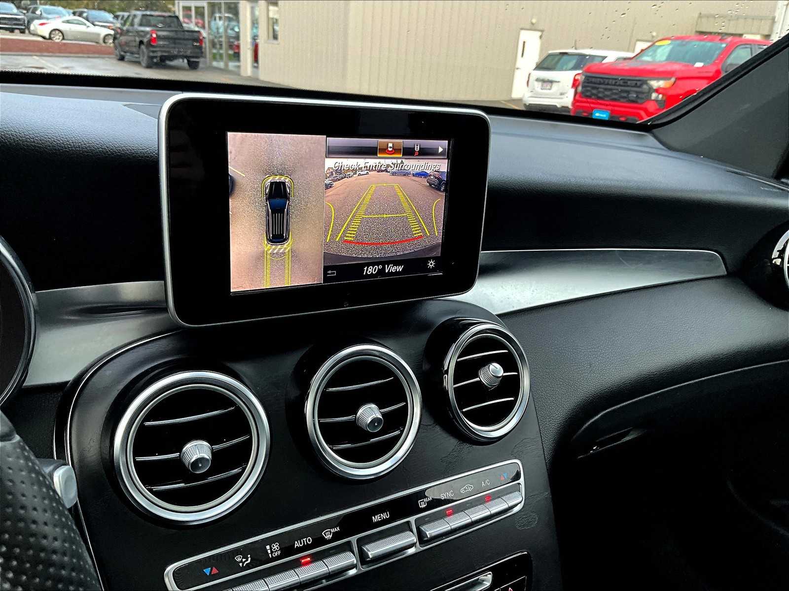2018 Mercedes-Benz GLC GLC 300 - Photo 19