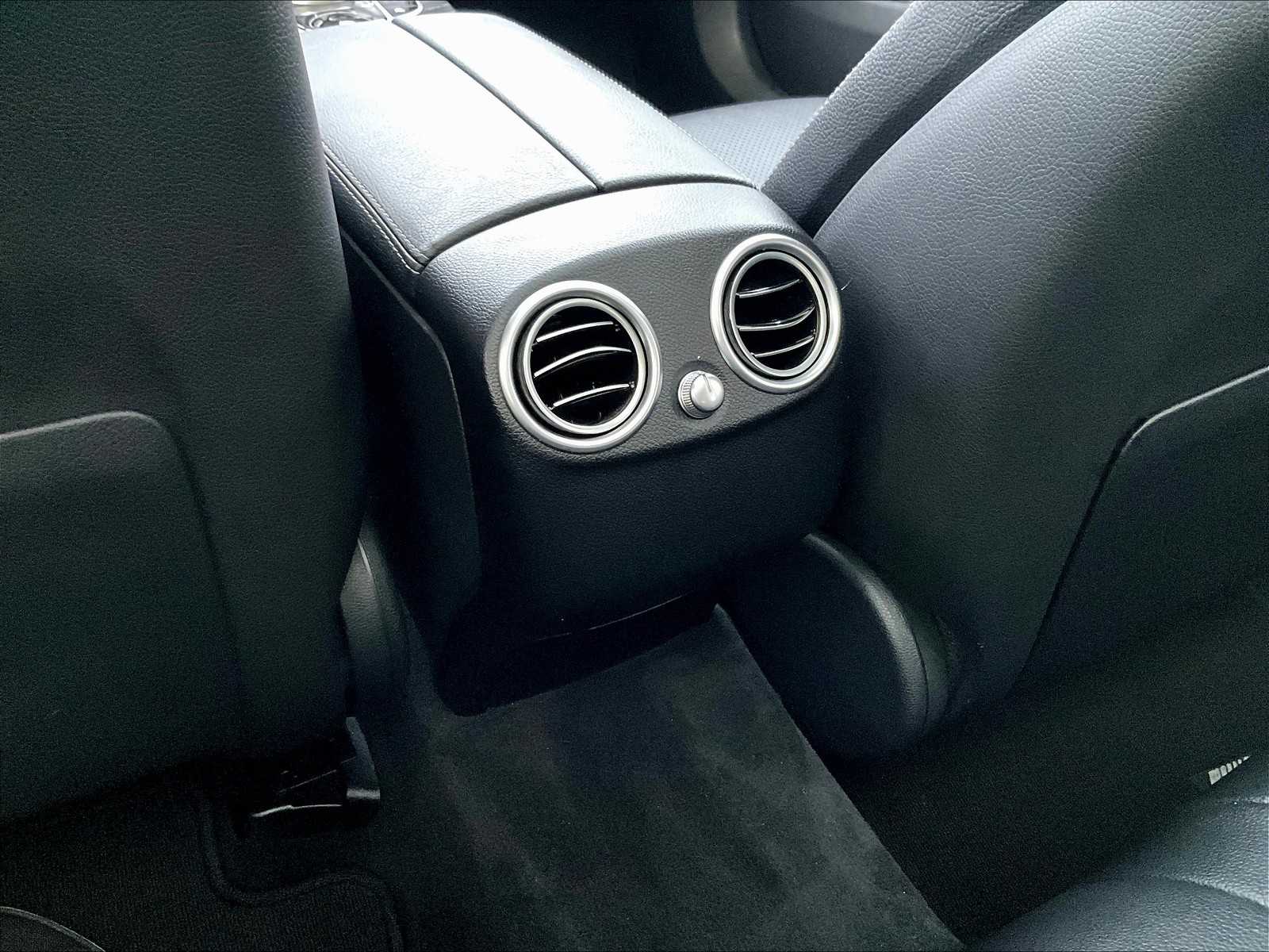 2018 Mercedes-Benz GLC GLC 300 - Photo 27