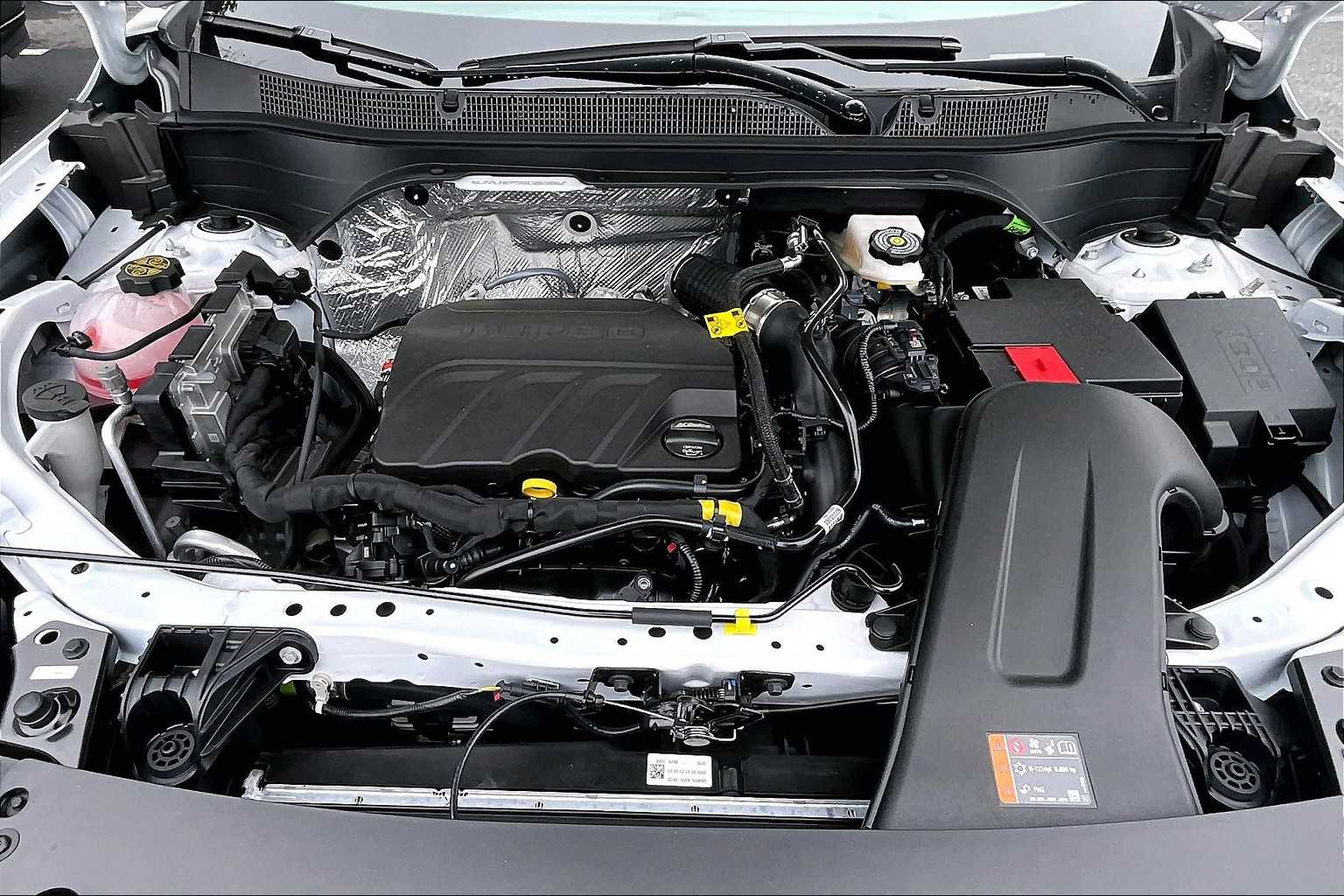 2025 Chevrolet Trax LT - Photo 16