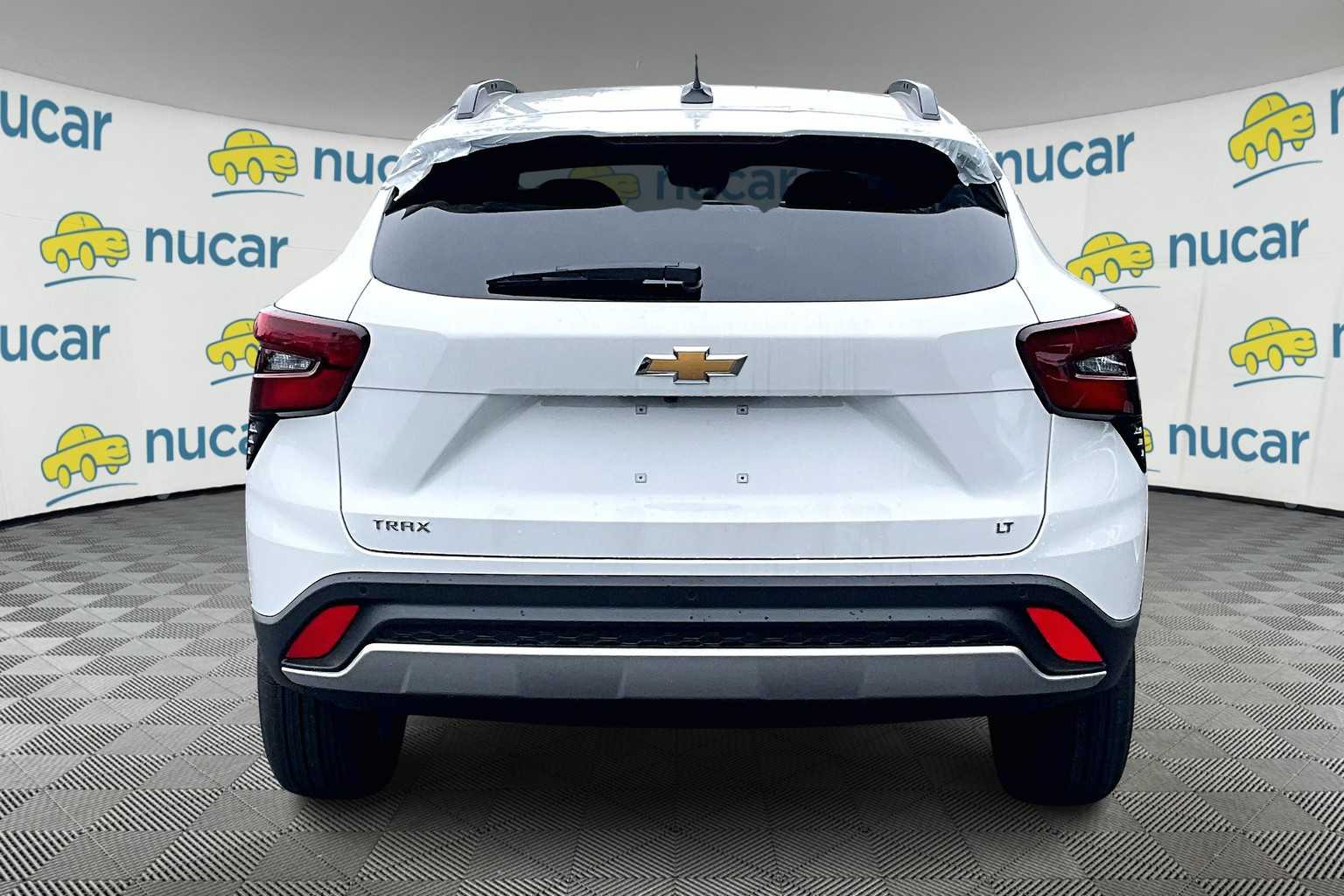 2025 Chevrolet Trax LT - Photo 6