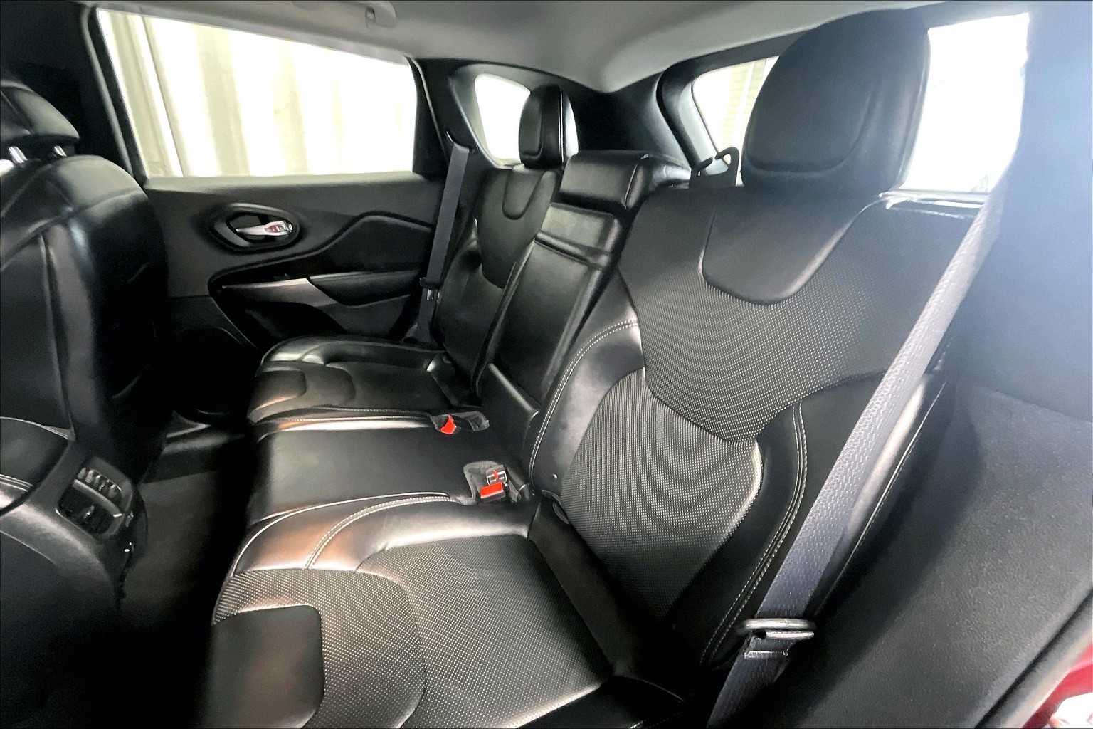 2019 Jeep Cherokee Limited - Photo 15