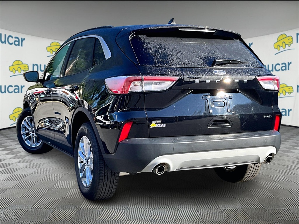 2022 Ford Escape SE - Photo 2