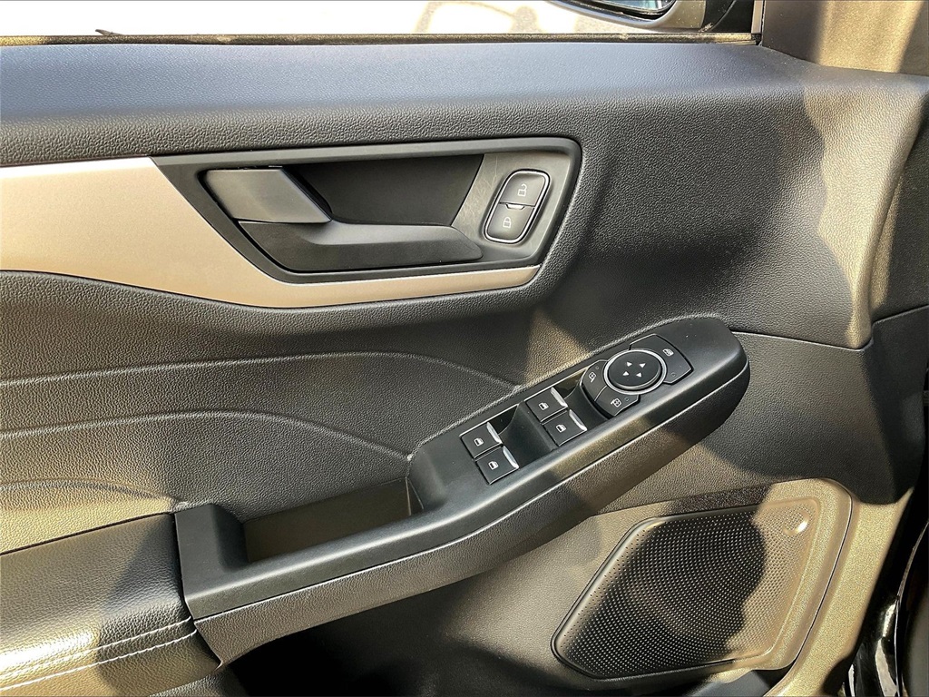 2022 Ford Escape SE - Photo 37