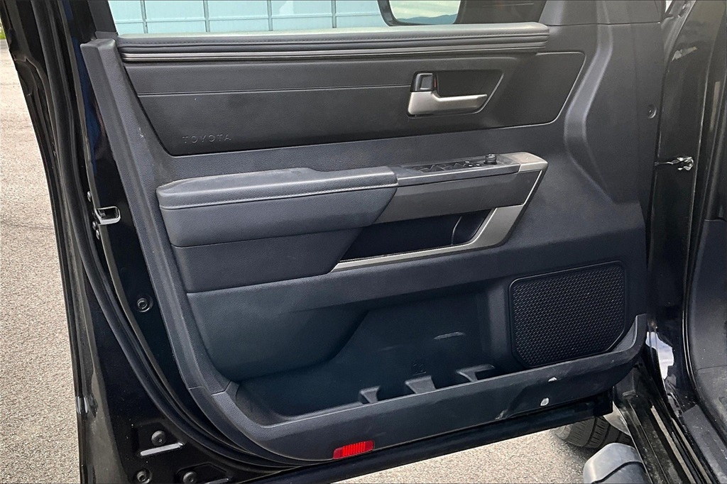 2023 Toyota Tundra SR5 - Photo 8