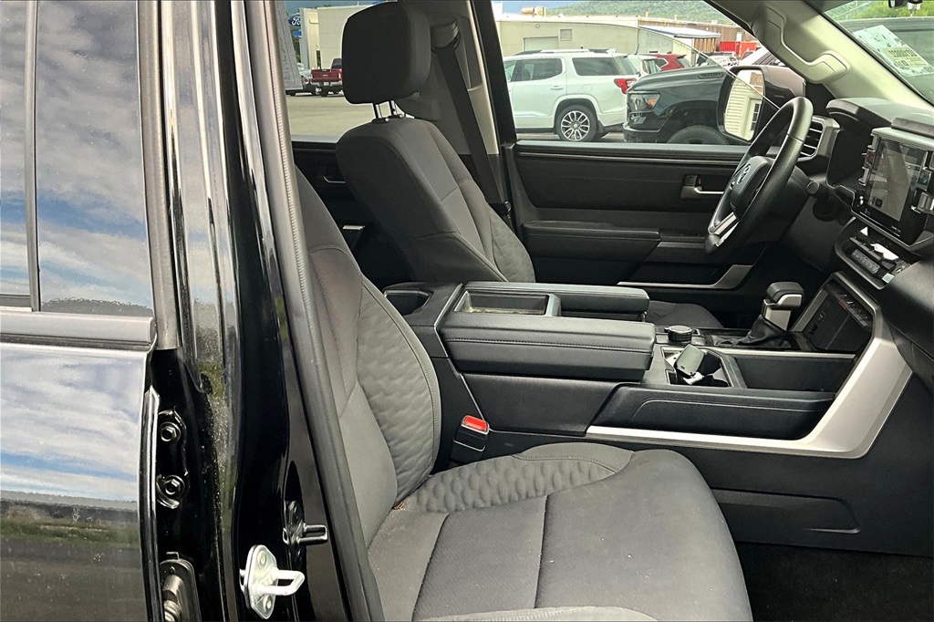 2023 Toyota Tundra SR5 - Photo 10