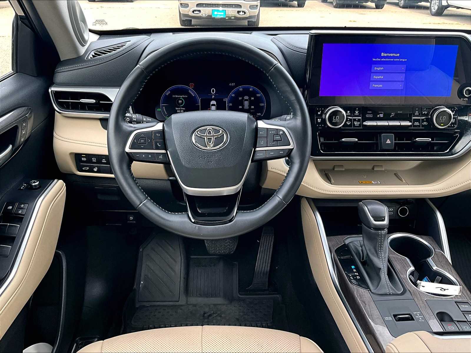 2024 Toyota Highlander Hybrid Platinum - Photo 18