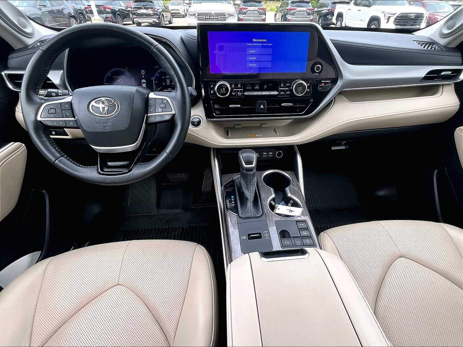 2024 Toyota Highlander Hybrid Platinum - Photo 22