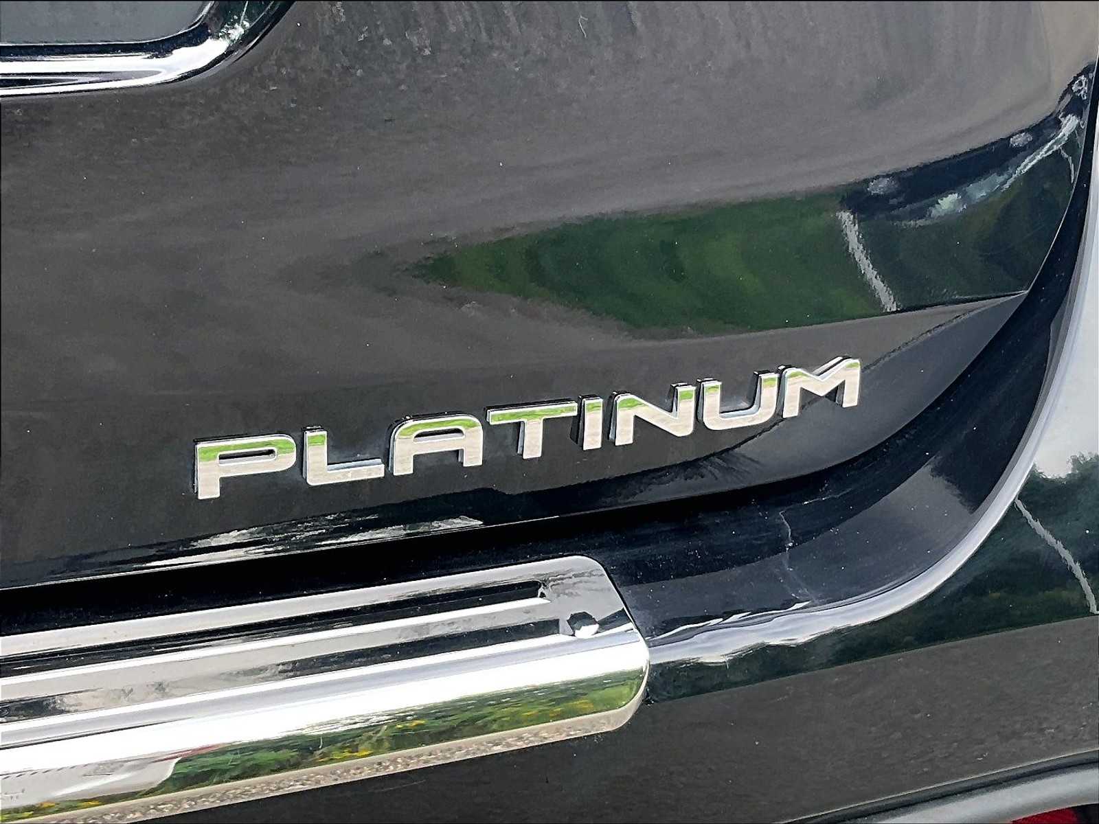 2024 Toyota Highlander Hybrid Platinum - Photo 30