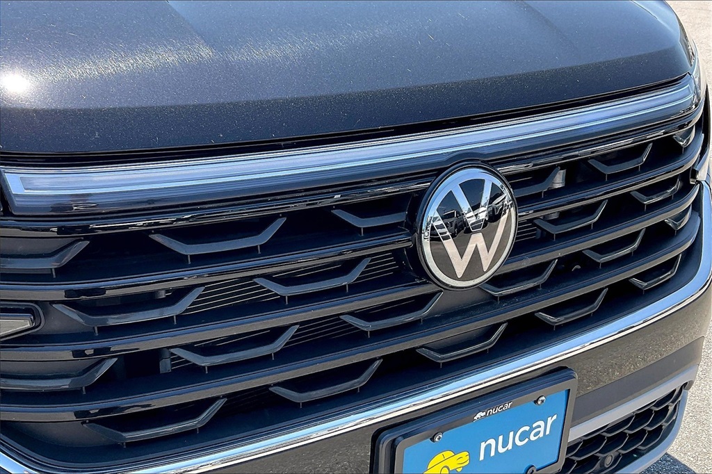 2024 Volkswagen Atlas Cross Sport 2.0T SE w/Technology - Photo 28