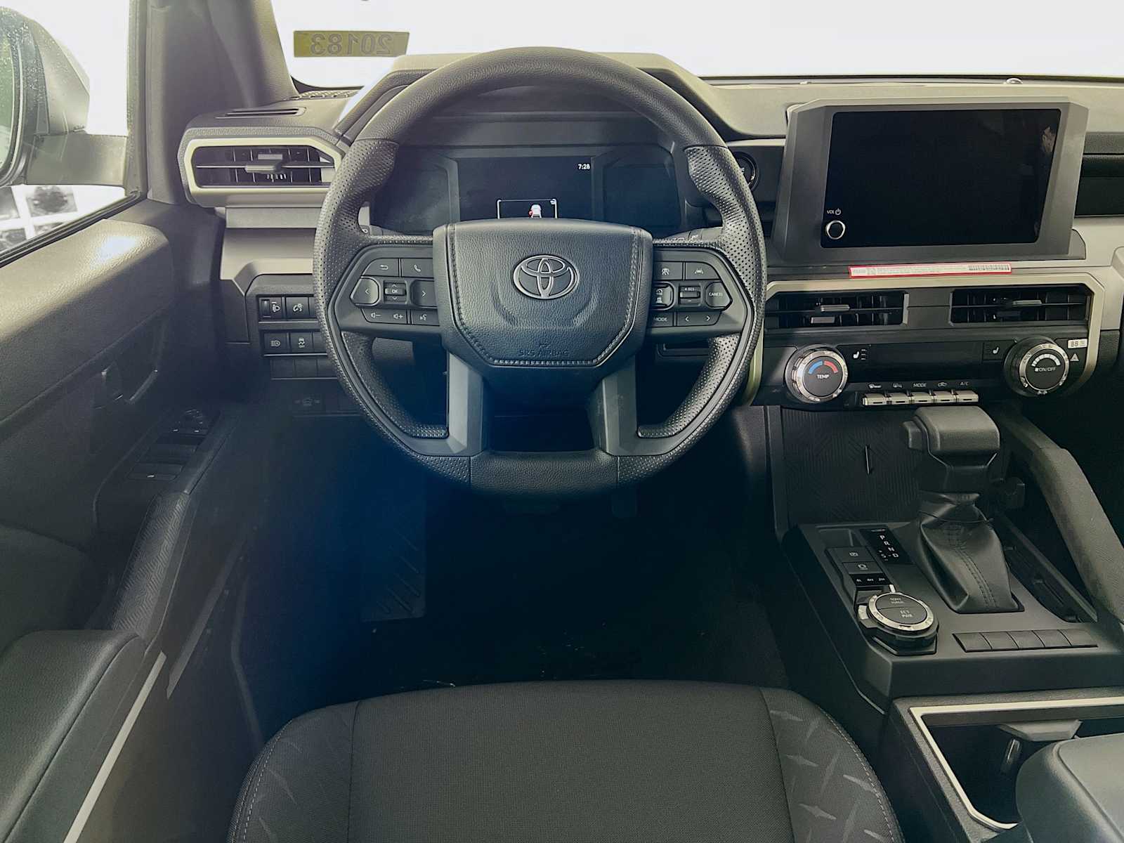 2025 Toyota Tacoma SR5 - Photo 14