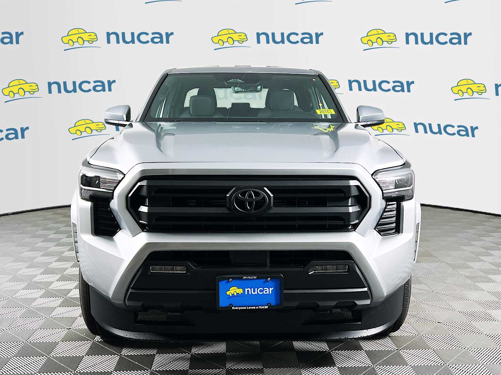 2025 Toyota Tacoma SR5 - Photo 2