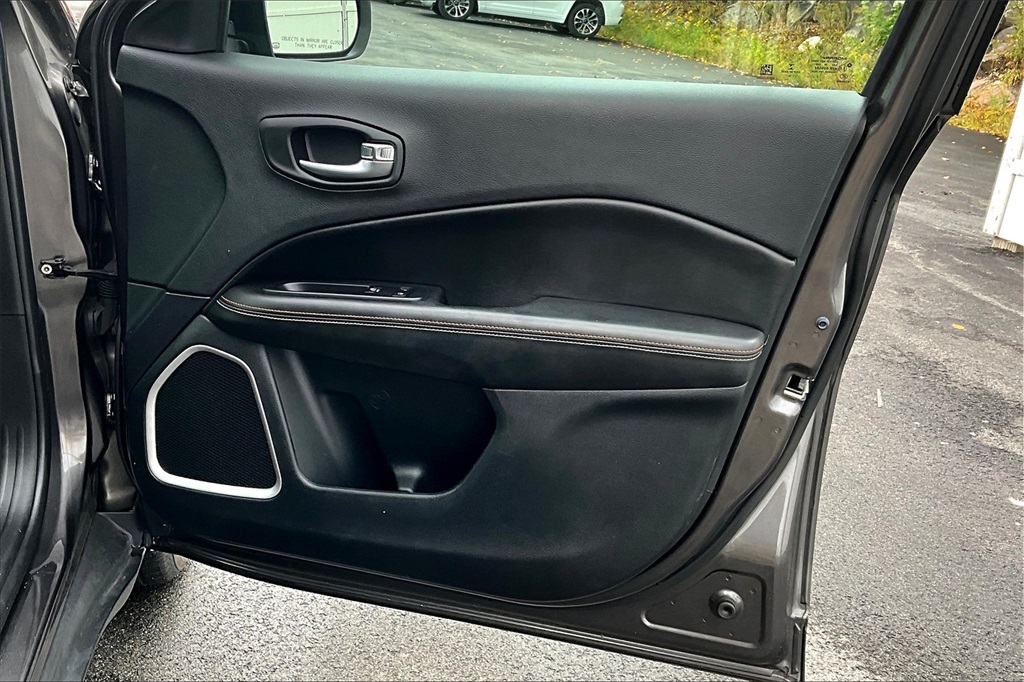2018 Jeep Compass Latitude - Photo 12