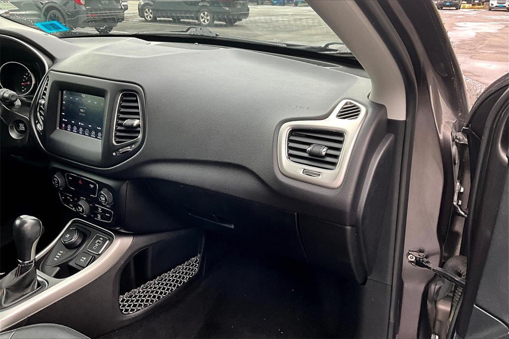 2018 Jeep Compass Latitude - Photo 13