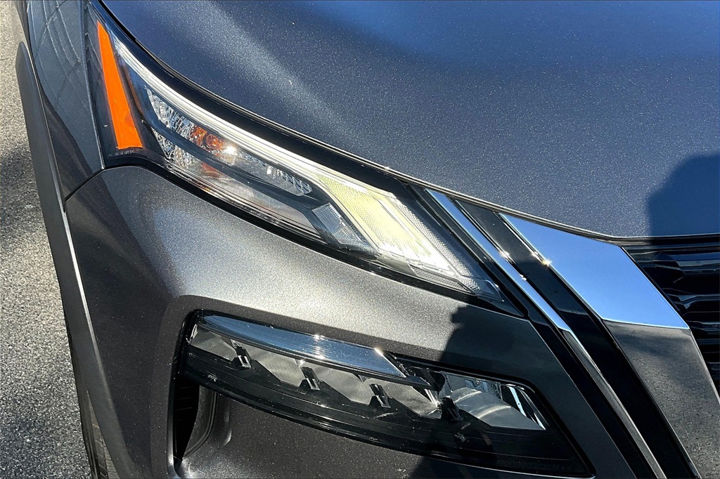2023 Nissan Rogue S - Photo 31