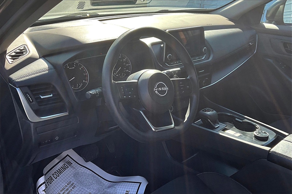 2023 Nissan Rogue S - Photo 8