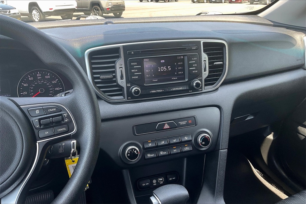 2019 Kia Sportage LX - Photo 18
