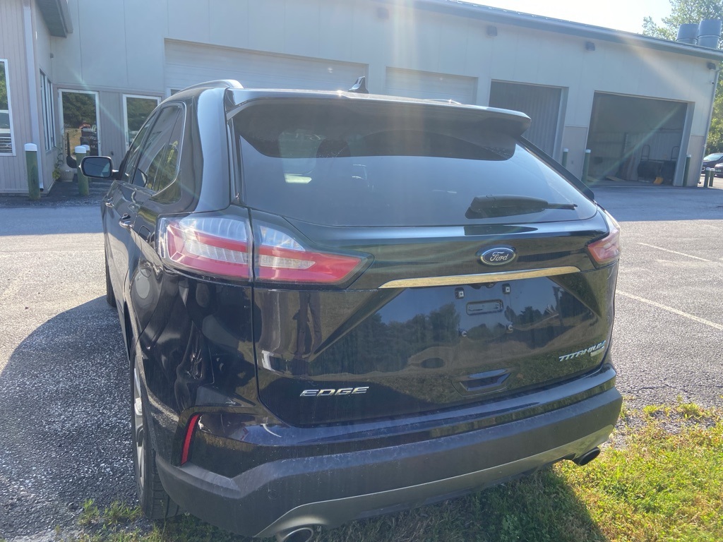 2019 Ford Edge Titanium - Photo 3