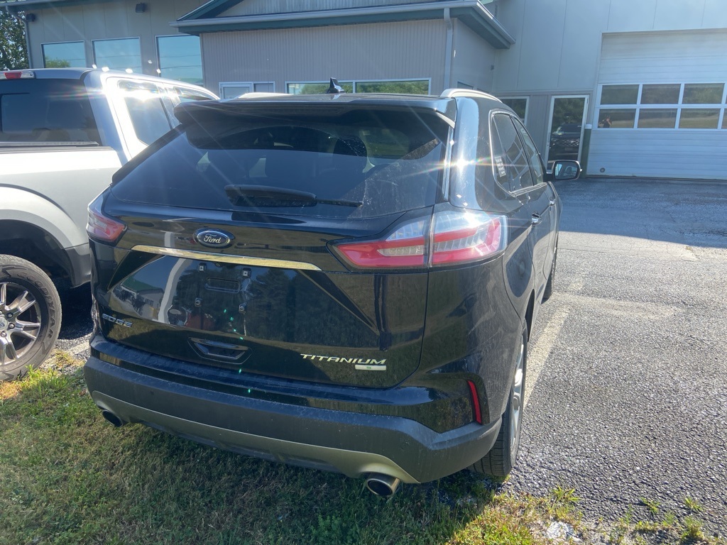 2019 Ford Edge Titanium - Photo 4