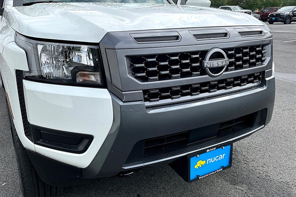 2025 Nissan Frontier SV - Photo 30