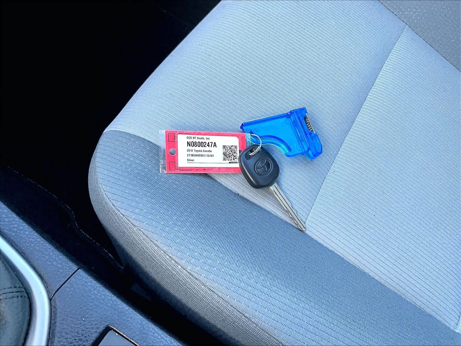 2014 Toyota Corolla L - Photo 29