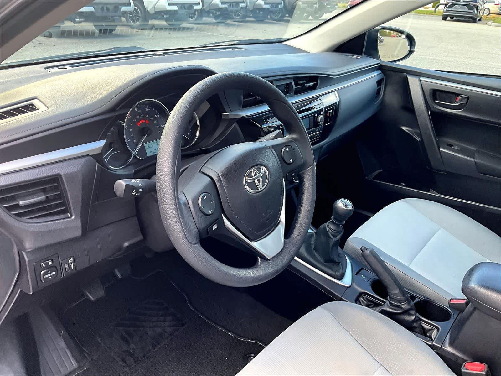 2014 Toyota Corolla L - Photo 8