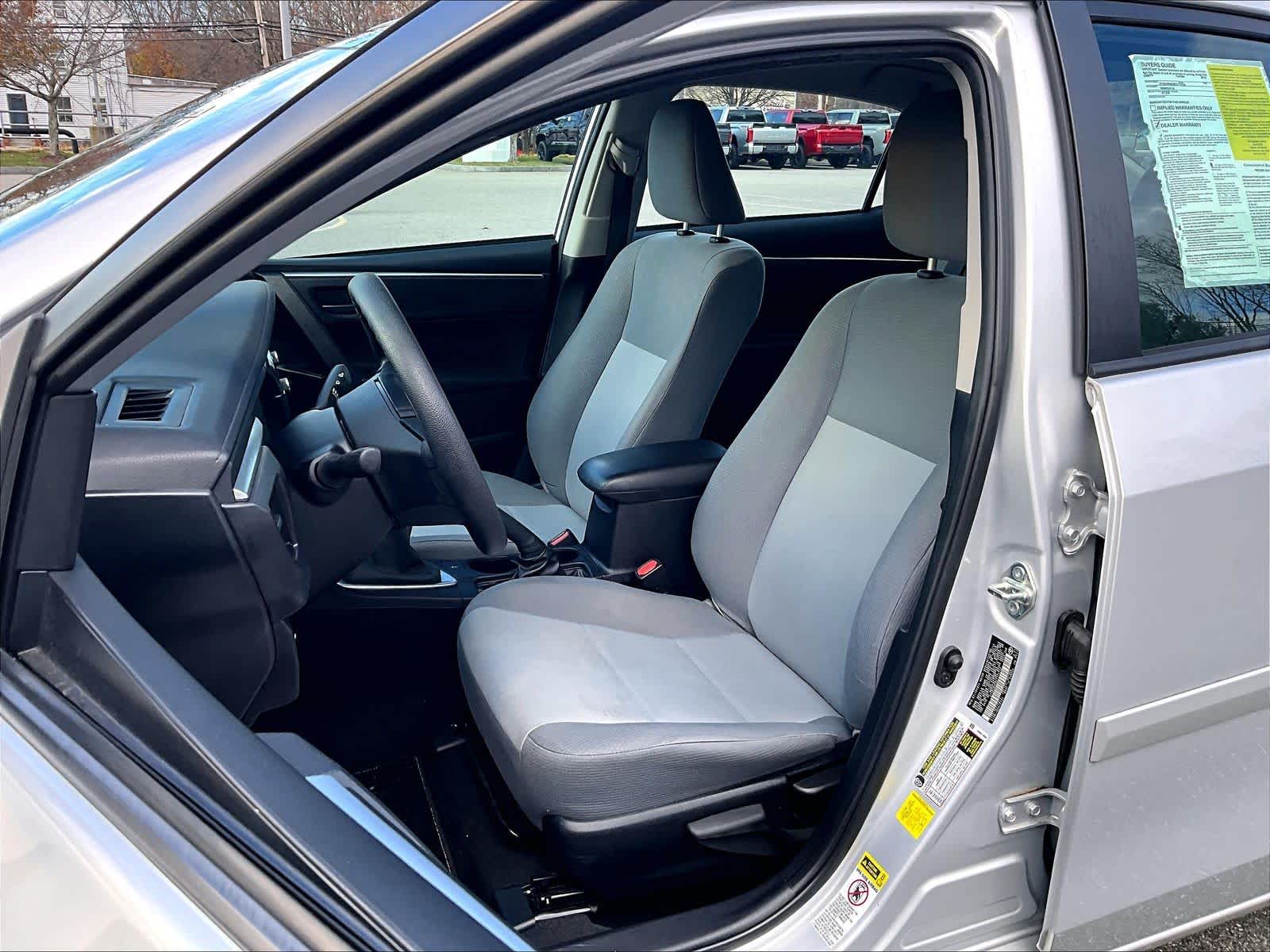 2014 Toyota Corolla L - Photo 10