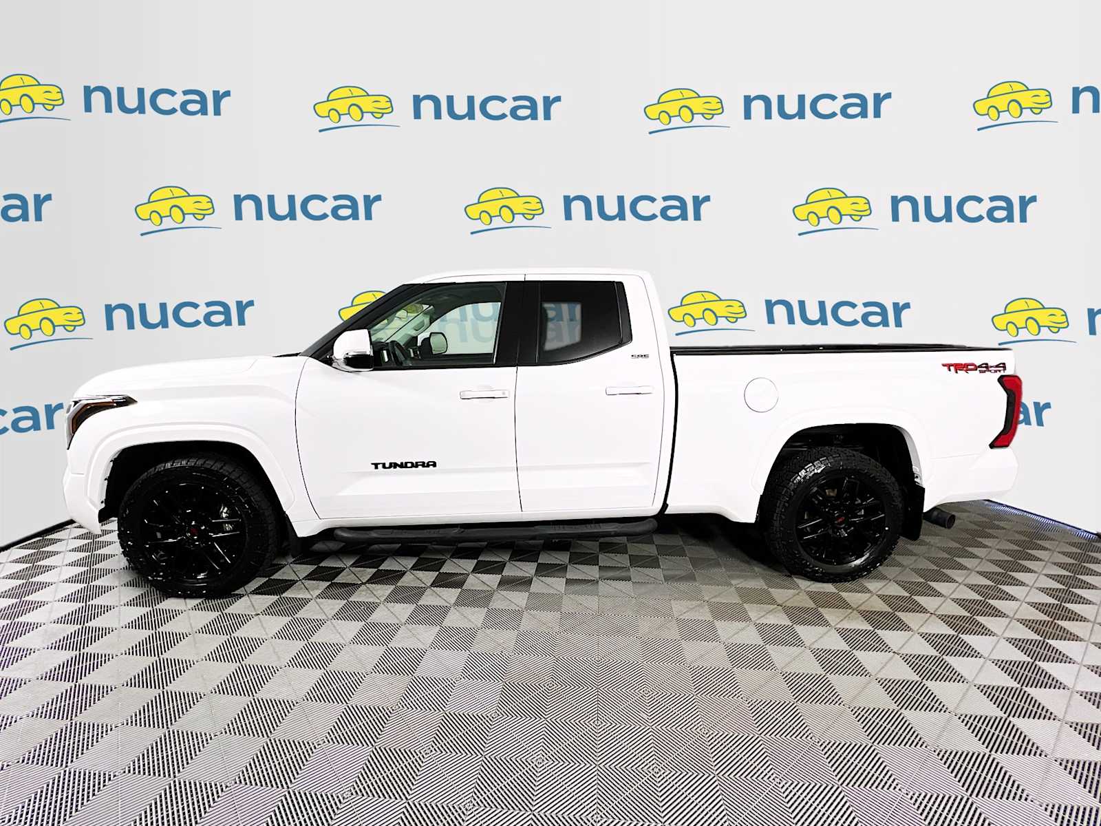 2022 Toyota Tundra SR5 - Photo 4