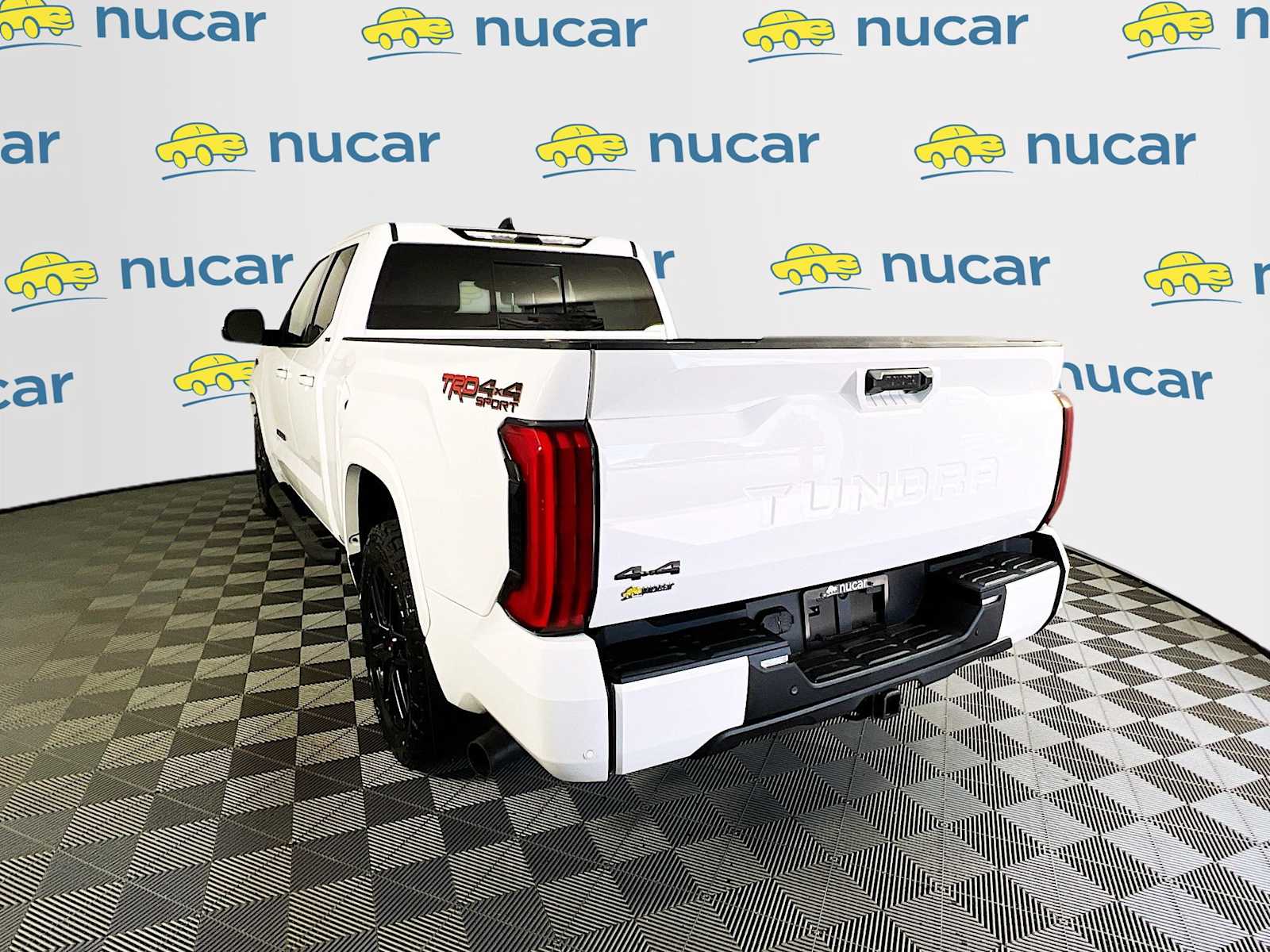 2022 Toyota Tundra SR5 - Photo 5